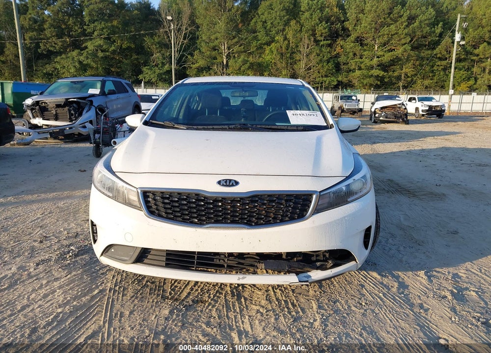 2017 KIA FORTE LX VIN: 3KPFK4A77HE065549