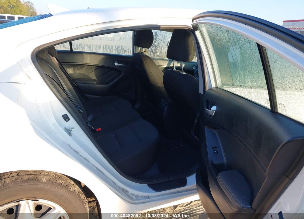 2017 KIA FORTE LX VIN: 3KPFK4A77HE065549