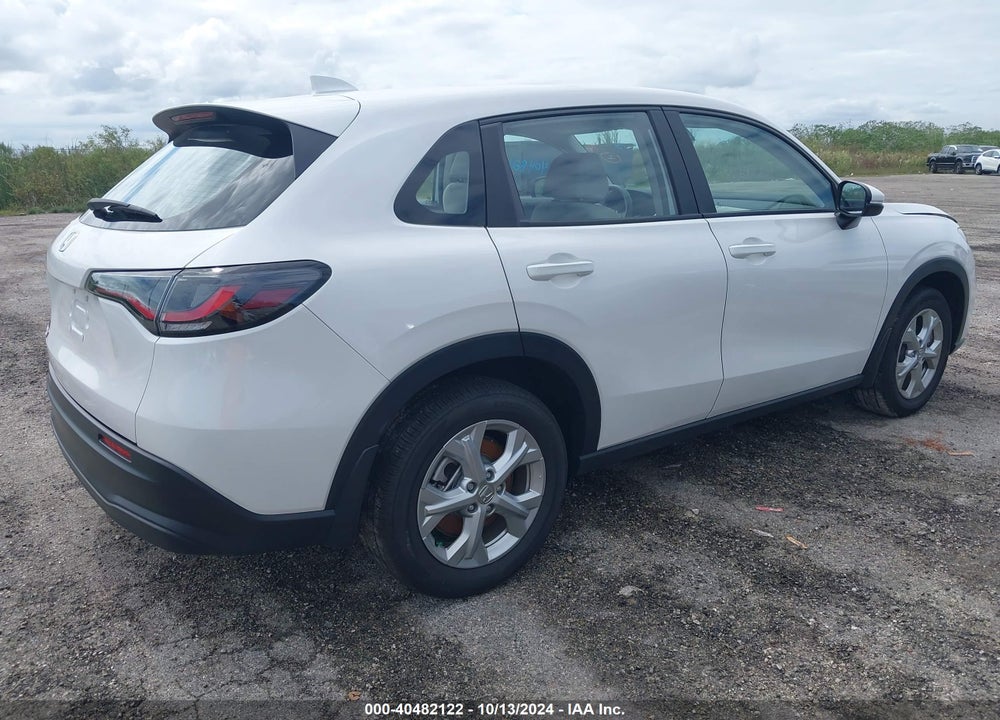 2024 HONDA HR-V 2WD LX VIN: 3CZRZ1H34RM762284