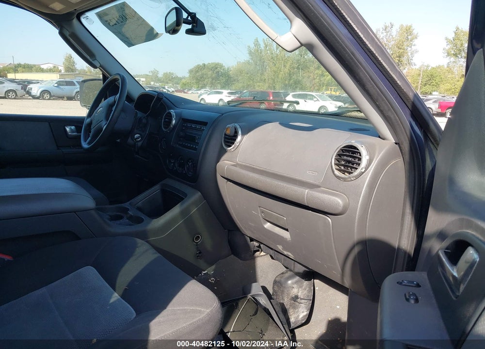 2003 FORD EXPEDITION XLT VIN: 1FMPU16L33LB54145