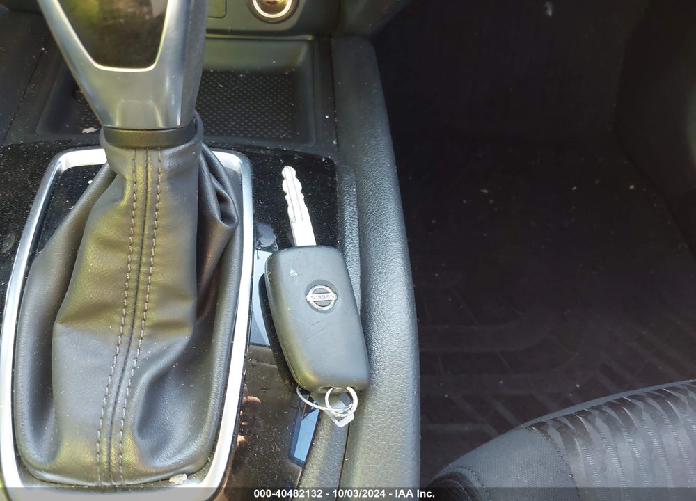 2020 NISSAN ROGUE S INTELLIGENT AWD VIN: 5N1AT2MVXLC804043