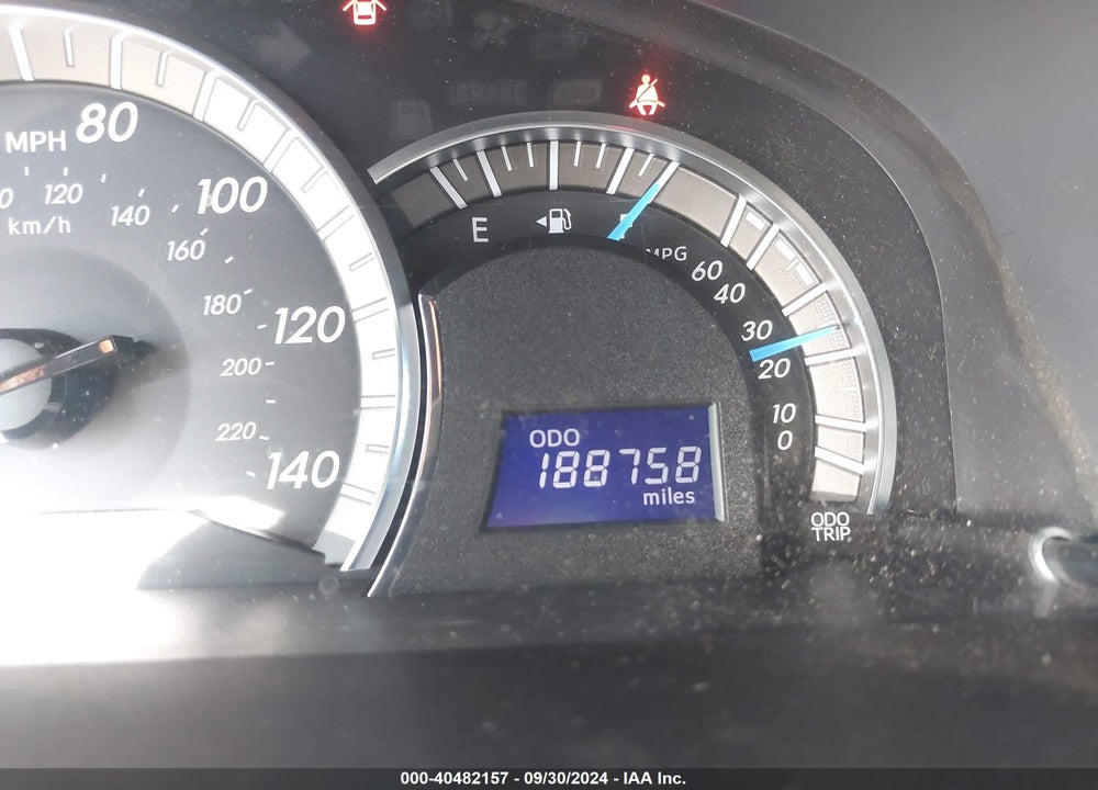 2013 TOYOTA CAMRY SE VIN: 4T1BF1FK5DU694992