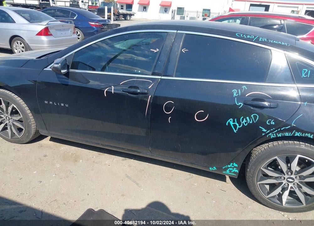 2018 CHEVROLET MALIBU LT VIN: 1G1ZD5ST9JF285787