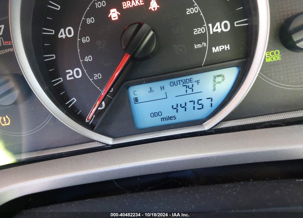 2015 TOYOTA RAV4 XLE VIN: 2T3WFREV6FW222919