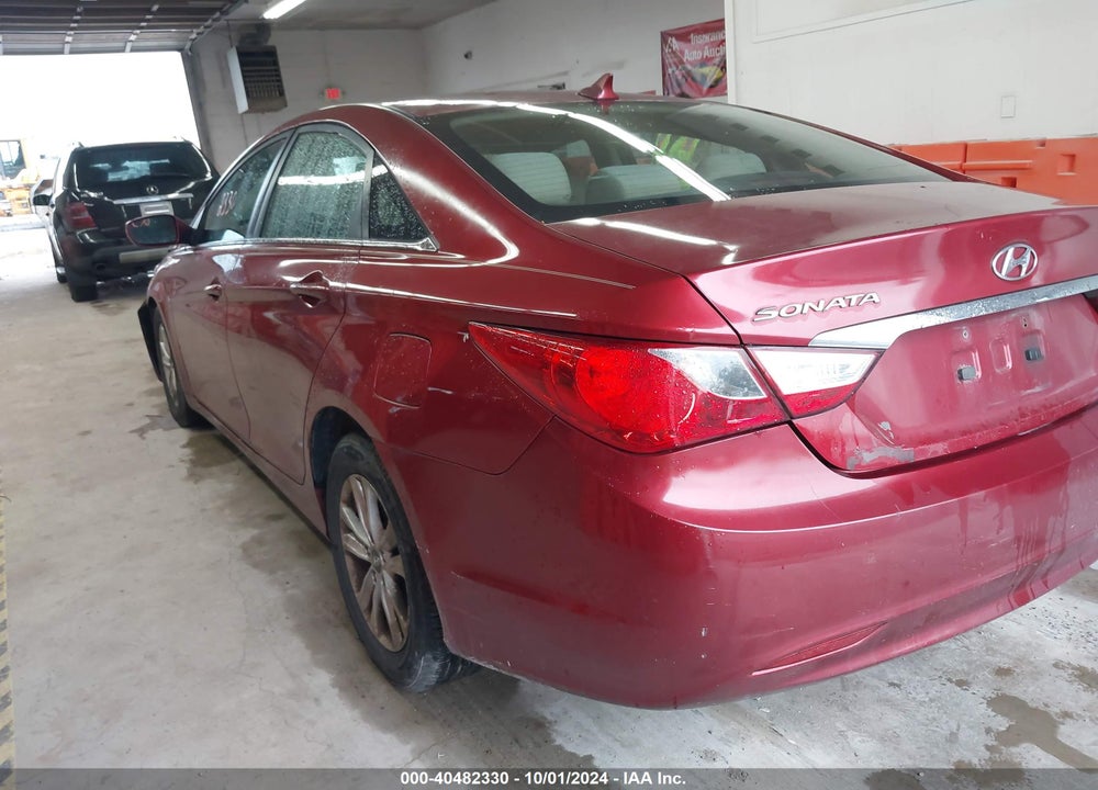 2011 HYUNDAI SONATA GLS VIN: 5NPEB4AC7BH067278