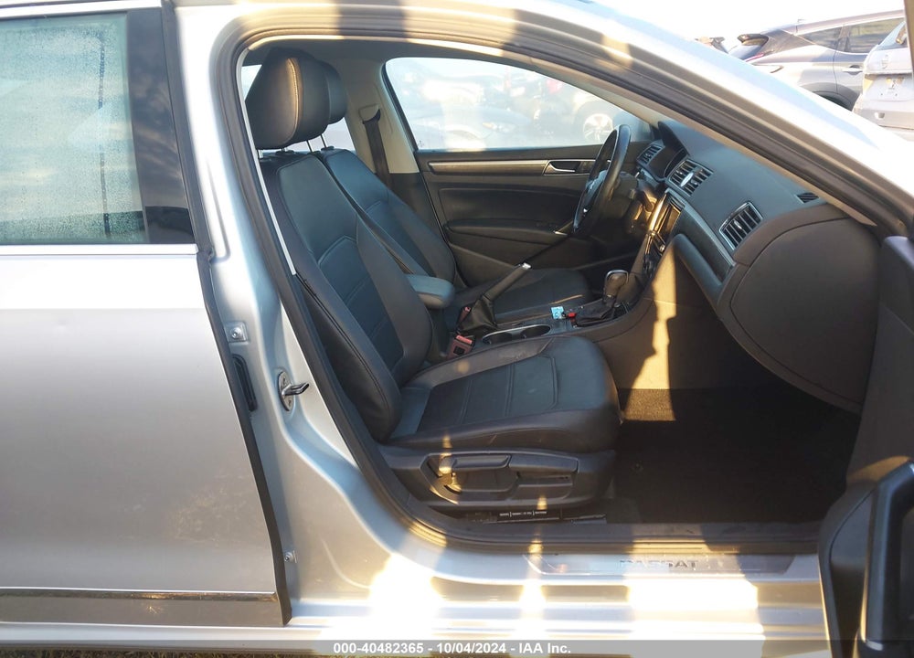 2017 VOLKSWAGEN PASSAT 1.8T SE VIN: 1VWGT7A34HC040712