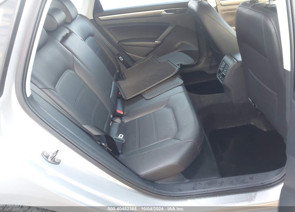 2017 VOLKSWAGEN PASSAT 1.8T SE VIN: 1VWGT7A34HC040712