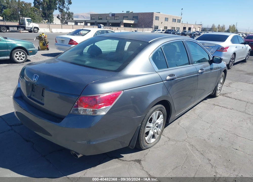 2009 HONDA ACCORD 2.4 LX-P VIN: 1HGCP26499A174575