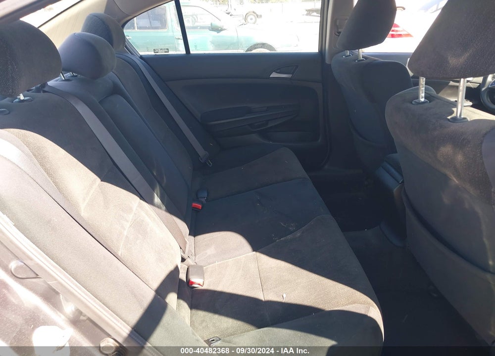 2009 HONDA ACCORD 2.4 LX-P VIN: 1HGCP26499A174575