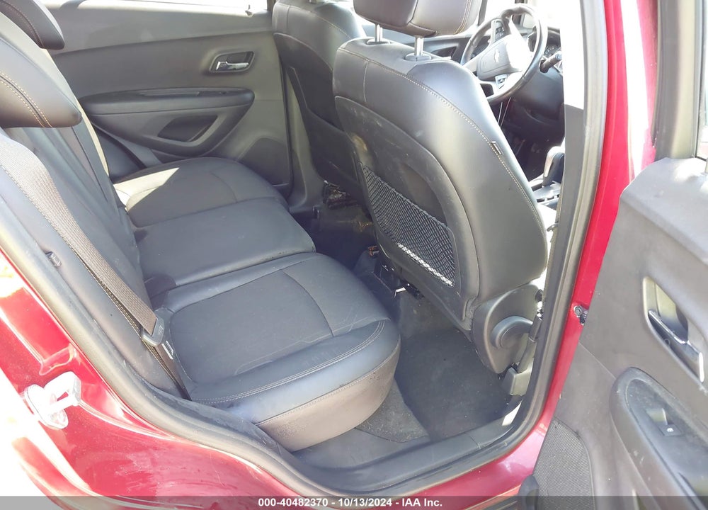 2019 CHEVROLET TRAX LT VIN: 3GNCJLSB3KL272744