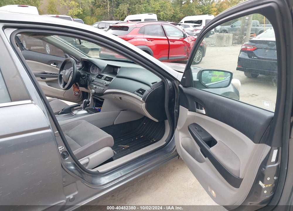 2012 HONDA ACCORD 2.4 LX VIN: 1HGCP2F35CA105011