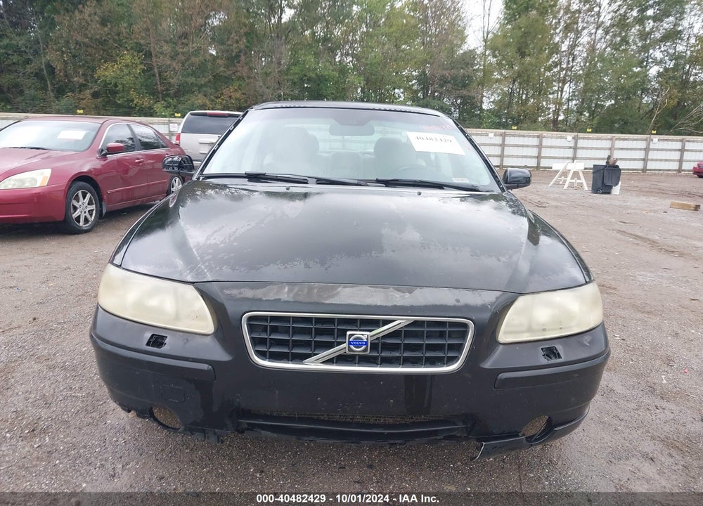 2005 VOLVO S60 2.5T VIN: YV1RS592352429190