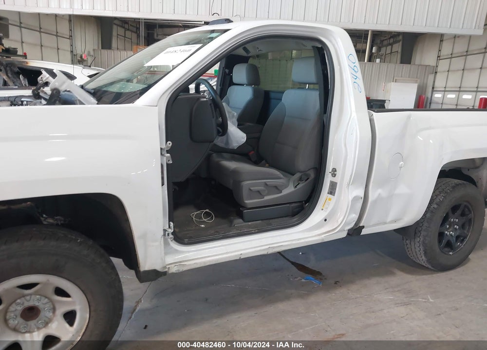 2018 CHEVROLET SILVERADO 1500 WT VIN: 1GCNCNEH8JZ359005