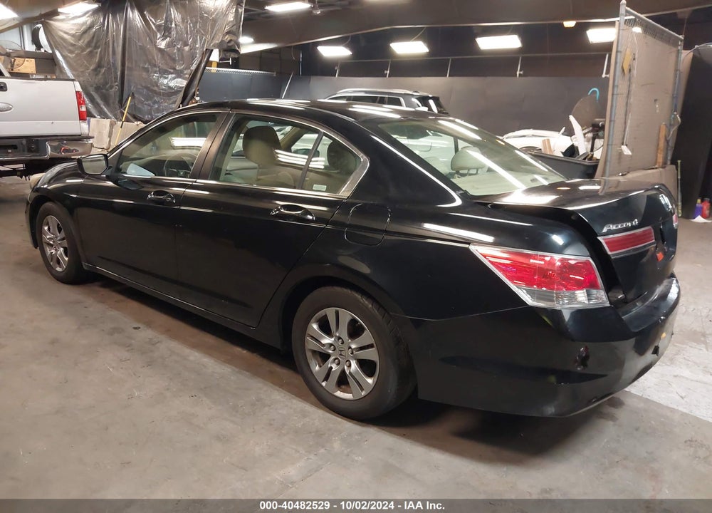 2011 HONDA ACCORD 2.4 LX-P VIN: 1HGCP2F43BA119660