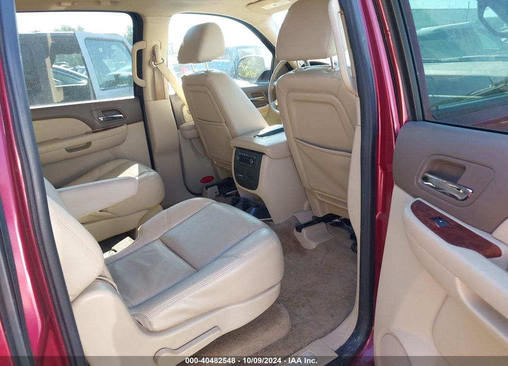2009 CHEVROLET SUBURBAN 1500 LTZ VIN: 1GNFK36319R202336