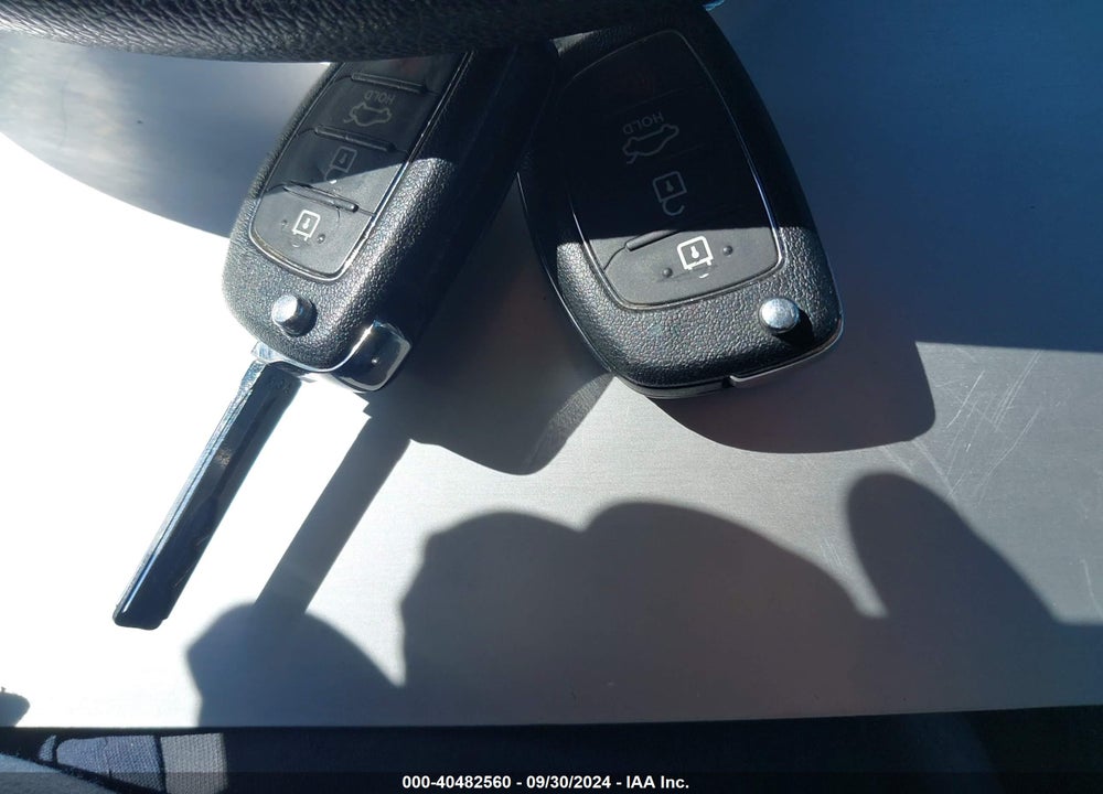 2016 HYUNDAI SONATA SE VIN: 5NPE24AF8GH415266