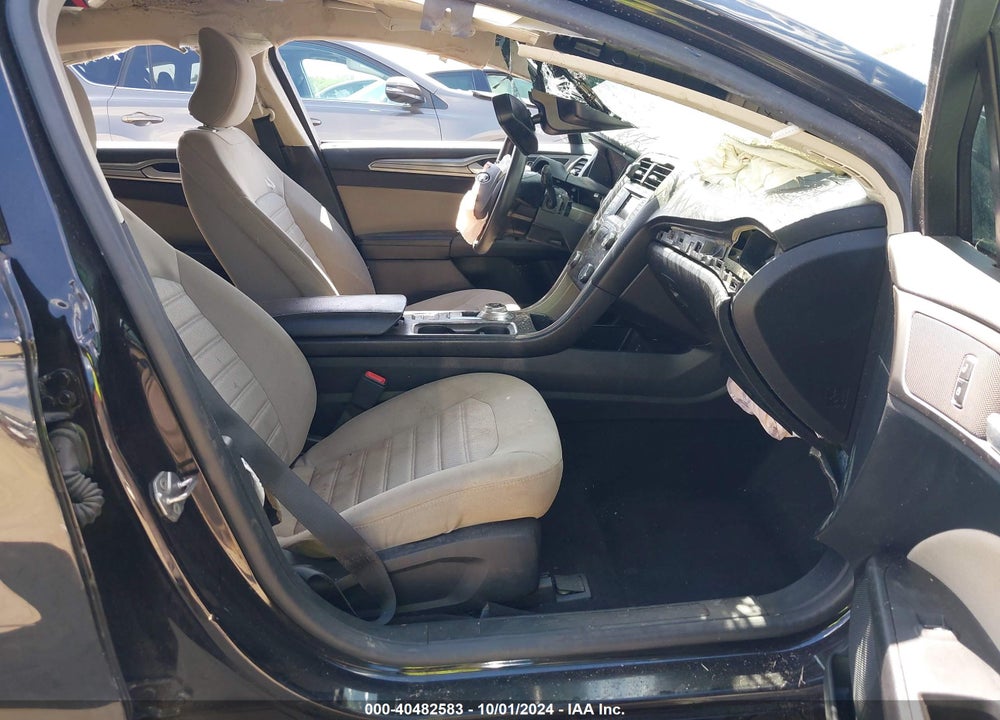 2019 FORD FUSION S VIN: 3FA6P0G72KR287116