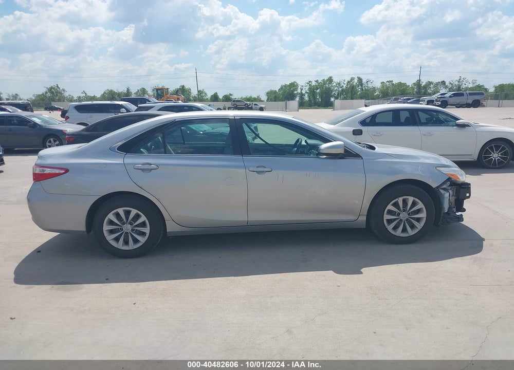 2017 TOYOTA CAMRY LE VIN: 4T1BF1FK1HU715472