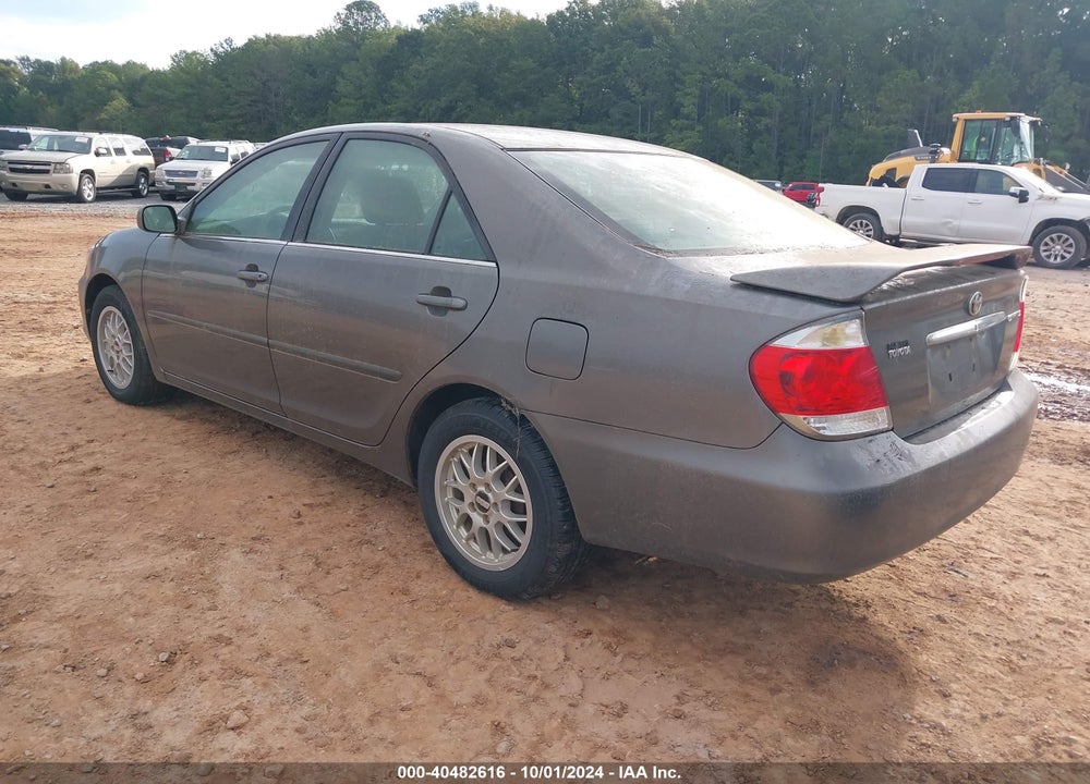 2005 TOYOTA CAMRY LE VIN: 4T1BE32K25U942542