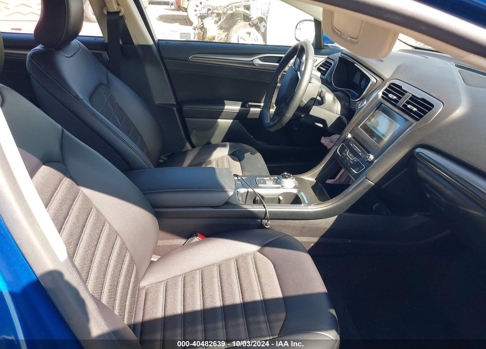 2017 FORD FUSION SE VIN: 3FA6P0H76HR184241