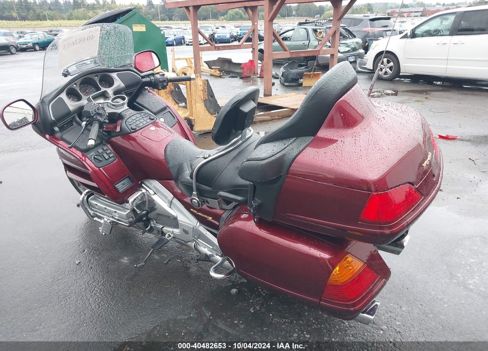 2004 HONDA GL1800 VIN: 1HFSC47004A303573