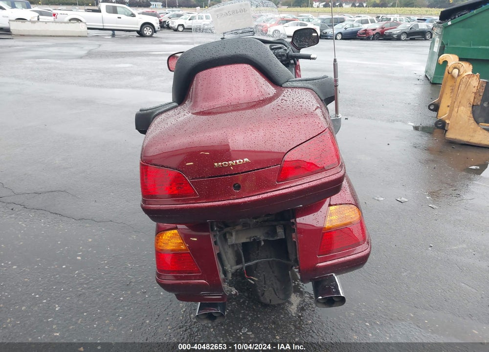 2004 HONDA GL1800 VIN: 1HFSC47004A303573