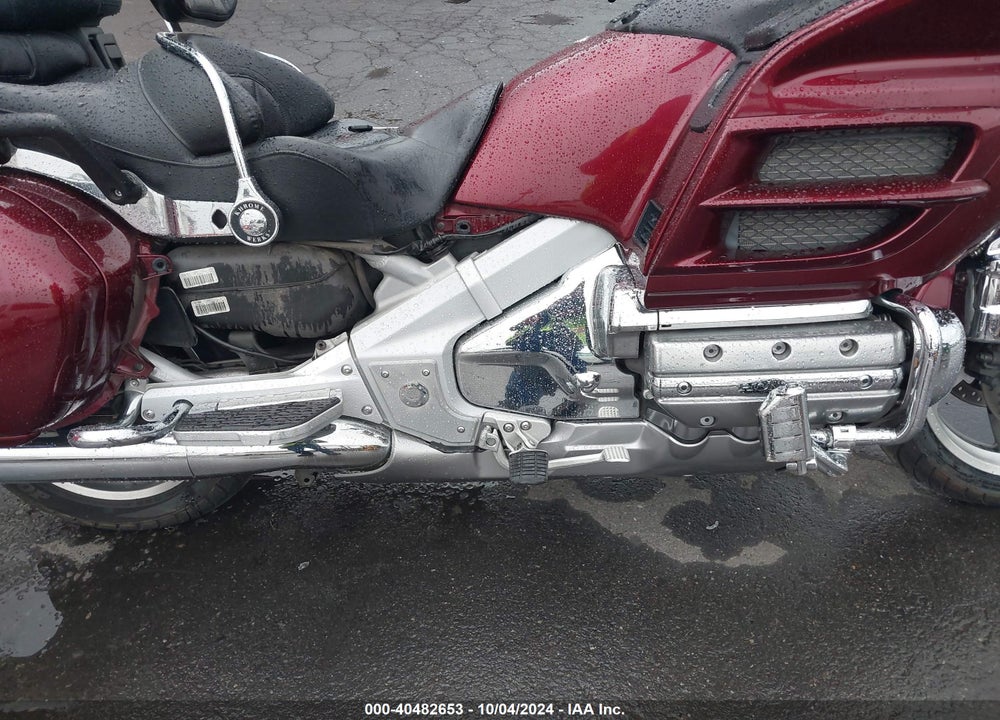 2004 HONDA GL1800 VIN: 1HFSC47004A303573