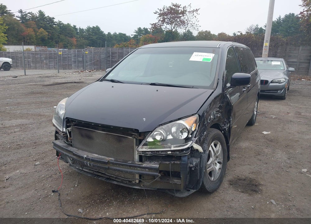 2008 HONDA ODYSSEY LX VIN: 5FNRL38278B095255