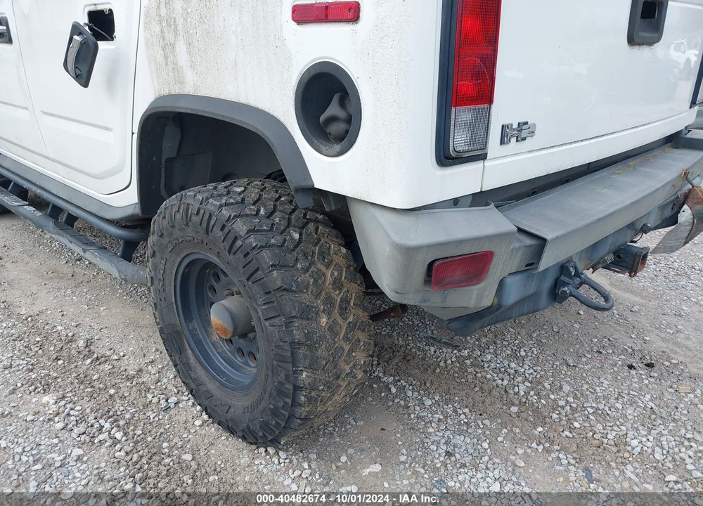 2006 HUMMER H2 SUT VIN: 5GRGN22U86H119712