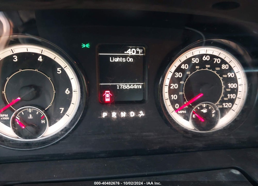 2017 RAM 1500 TRADESMAN 4X2 6'4 BOX VIN: 1C6RR6FG8HS671282