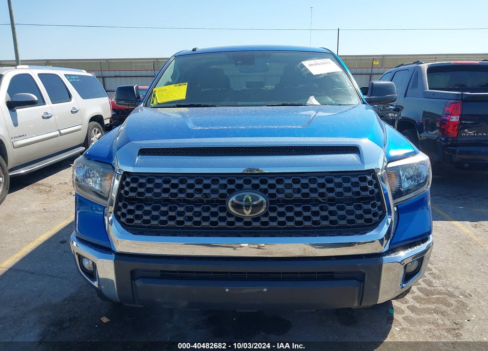 2018 TOYOTA TUNDRA SR5 5.7L V8 VIN: 5TFEY5F15JX229410