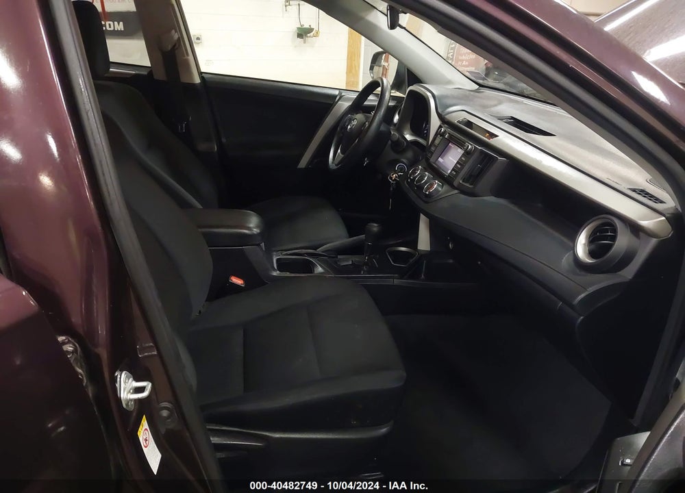 2017 TOYOTA RAV4 LE VIN: 2T3BFREV0HW643116