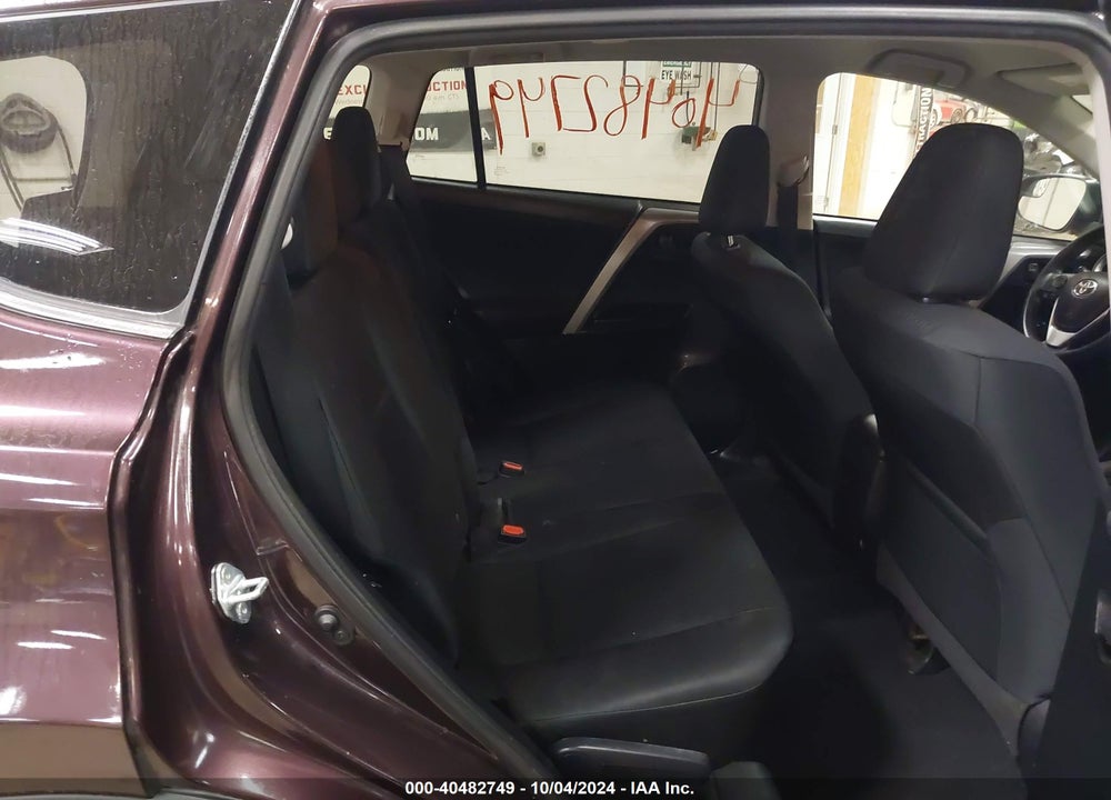 2017 TOYOTA RAV4 LE VIN: 2T3BFREV0HW643116