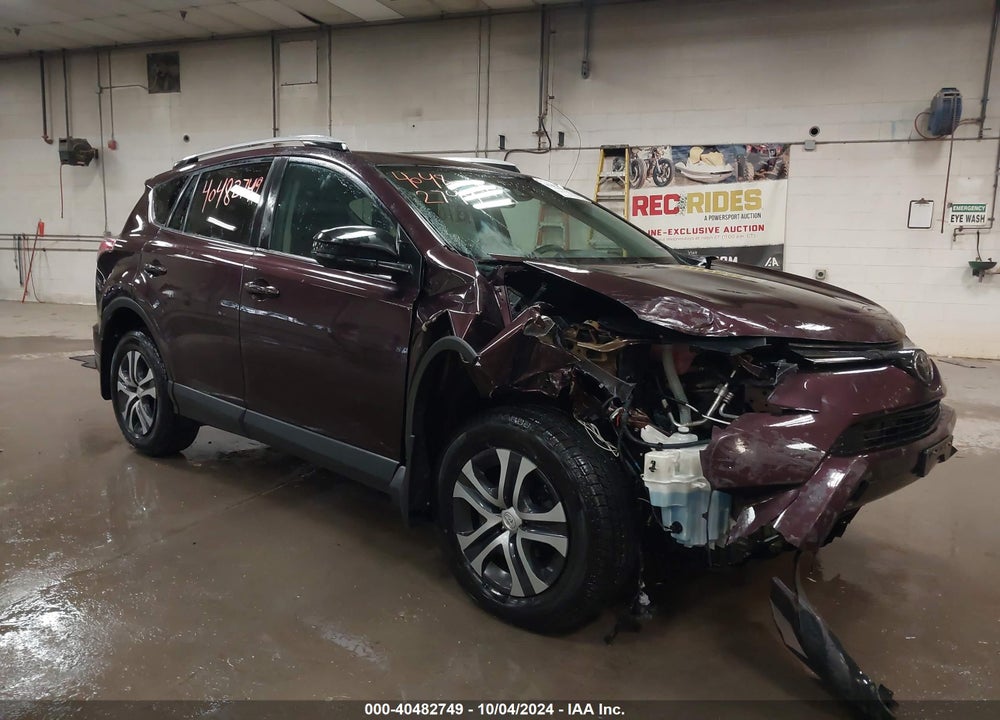 2017 TOYOTA RAV4 LE VIN: 2T3BFREV0HW643116