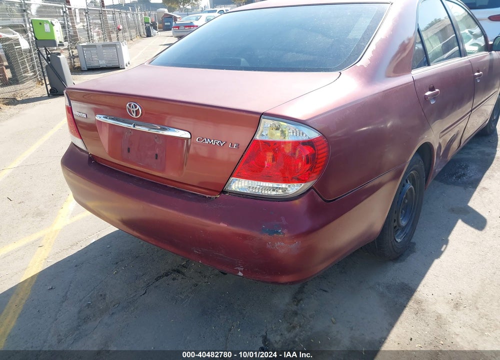2005 TOYOTA CAMRY LE VIN: 4T1BE32K05U411792