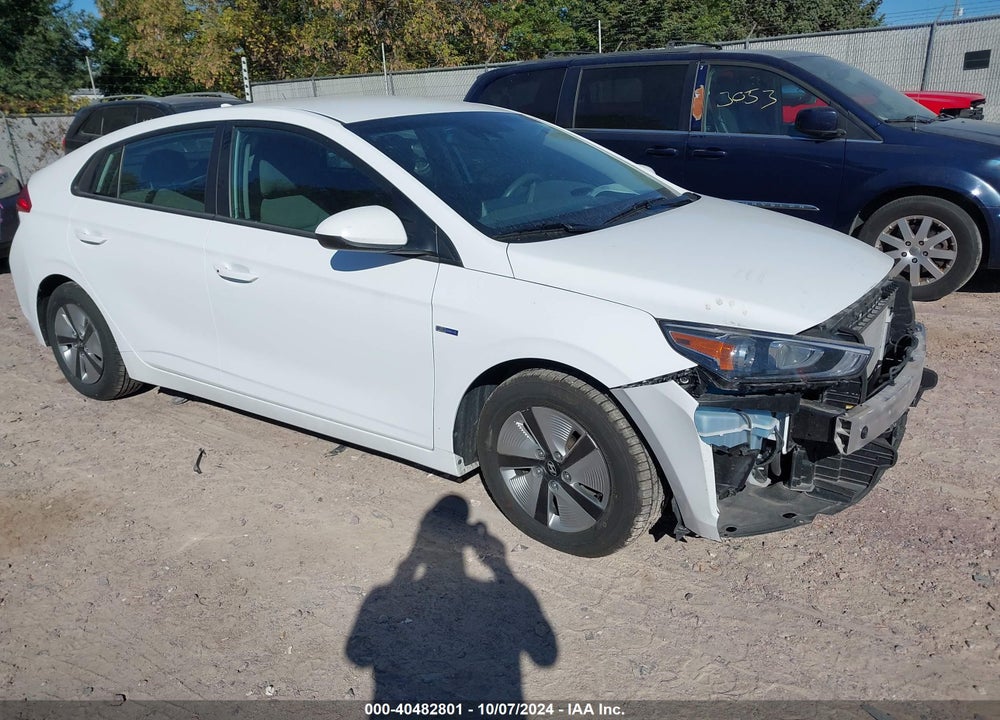 2020 HYUNDAI IONIQ HYBRID BLUE VIN: KMHC65LCXLU212671