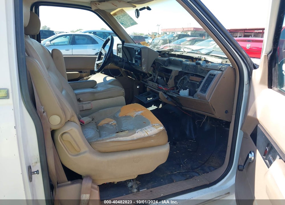 1994 CHEVROLET GMT-400 C1500 VIN: 1GCEC14Z1RZ111449