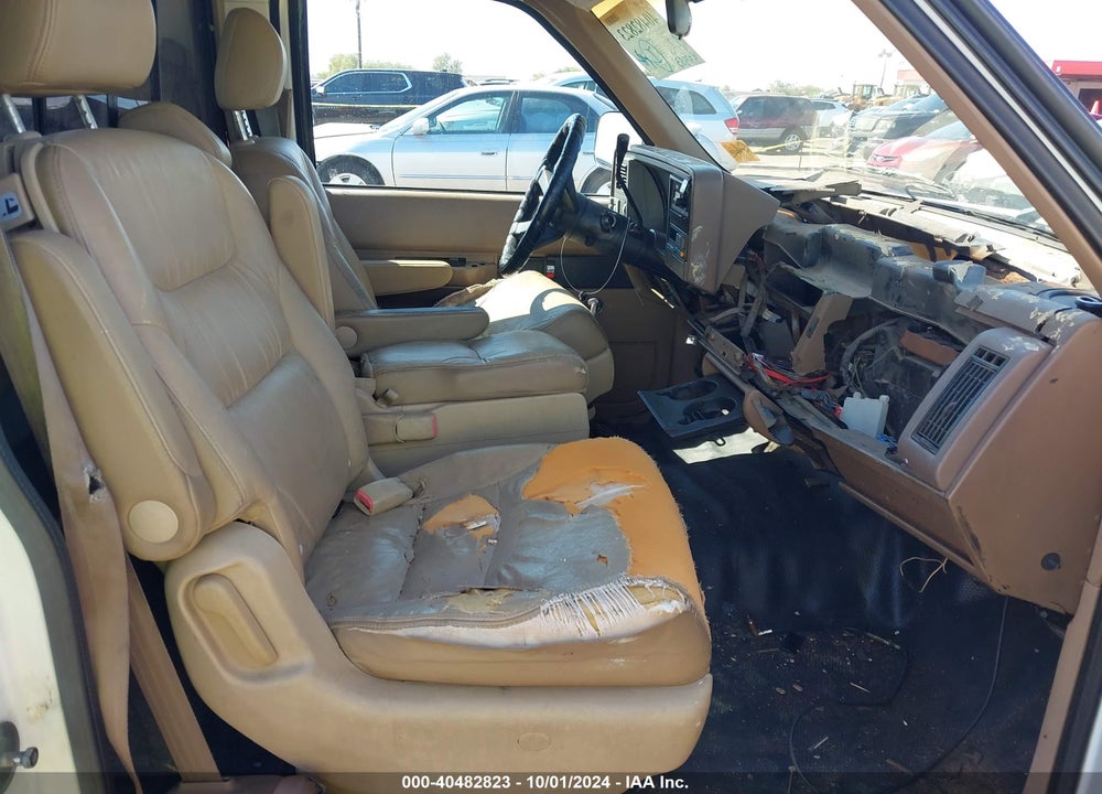 1994 CHEVROLET GMT-400 C1500 VIN: 1GCEC14Z1RZ111449