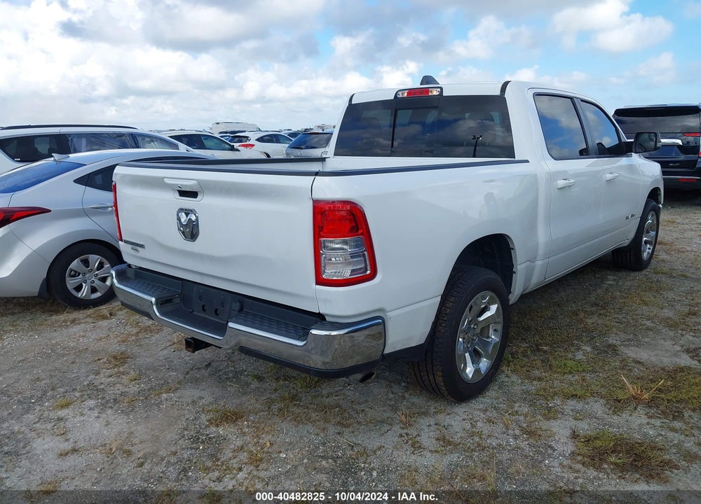 2021 RAM 1500 BIG HORN 4X2 5'7 BOX VIN: 1C6RREFG4MN813260