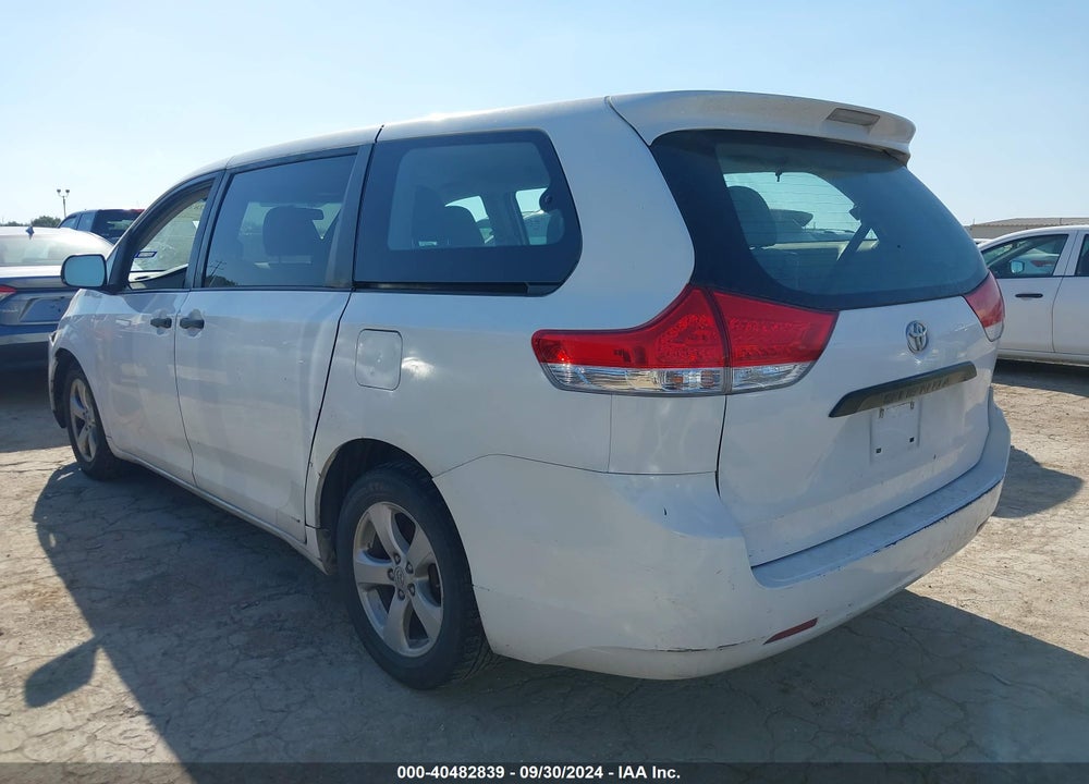 2011 TOYOTA SIENNA BASE V6 VIN: 5TDZK3DC5BS026701
