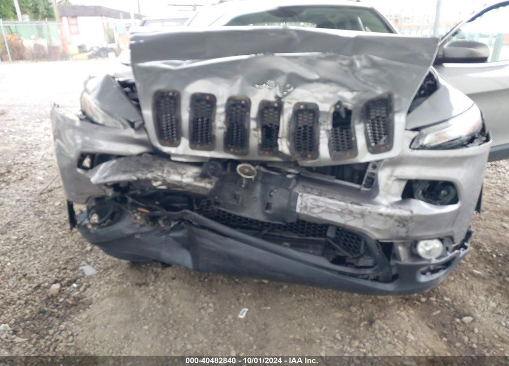 2015 JEEP CHEROKEE LATITUDE VIN: 1C4PJMCS1FW636352