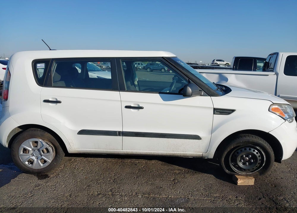 2011 KIA SOUL VIN: KNDJT2A16B7294318
