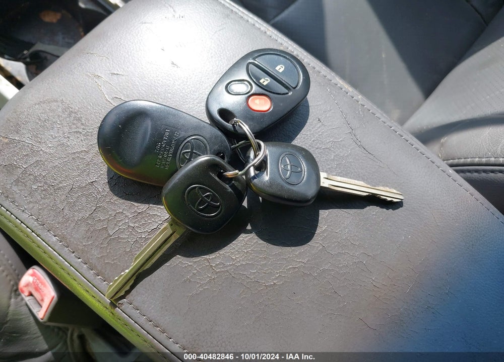 2008 TOYOTA CAMRY SOLARA SLE VIN: 4T1FA38P38U155751