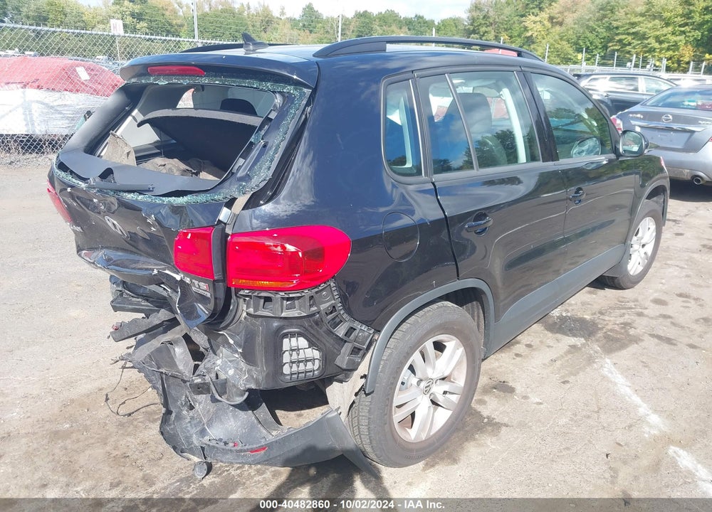2015 VOLKSWAGEN TIGUAN S VIN: WVGBV7AX5FW579227