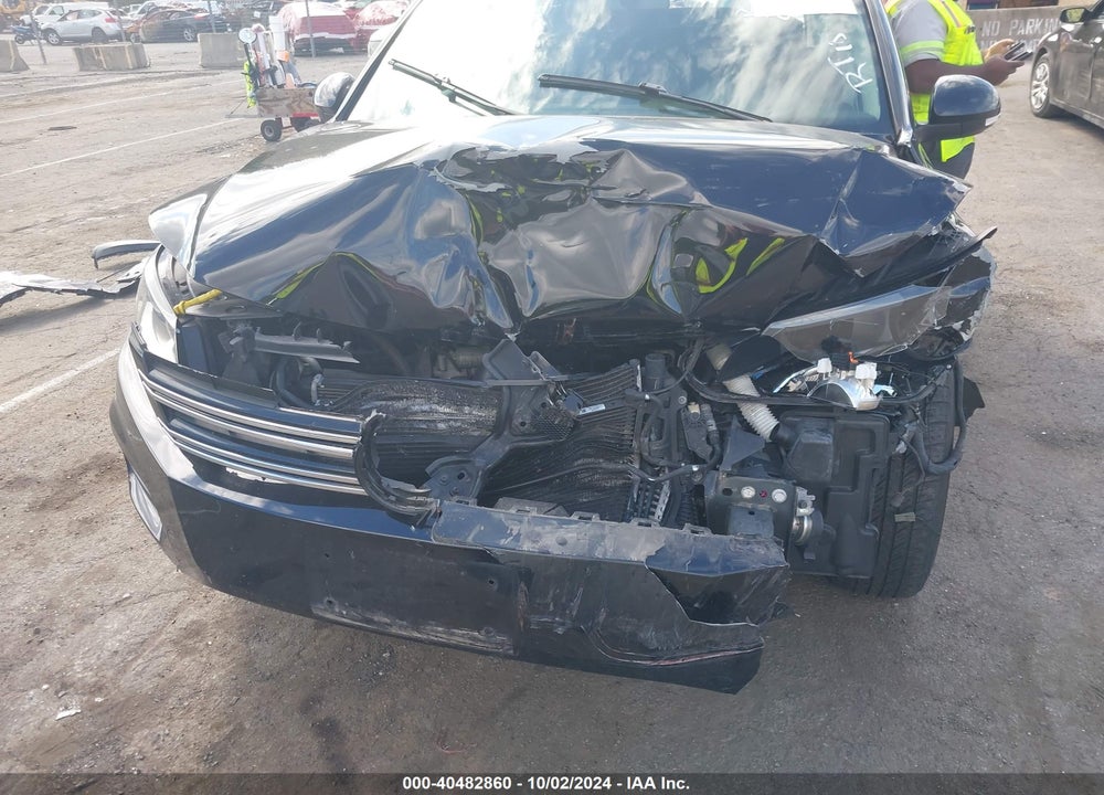 2015 VOLKSWAGEN TIGUAN S VIN: WVGBV7AX5FW579227