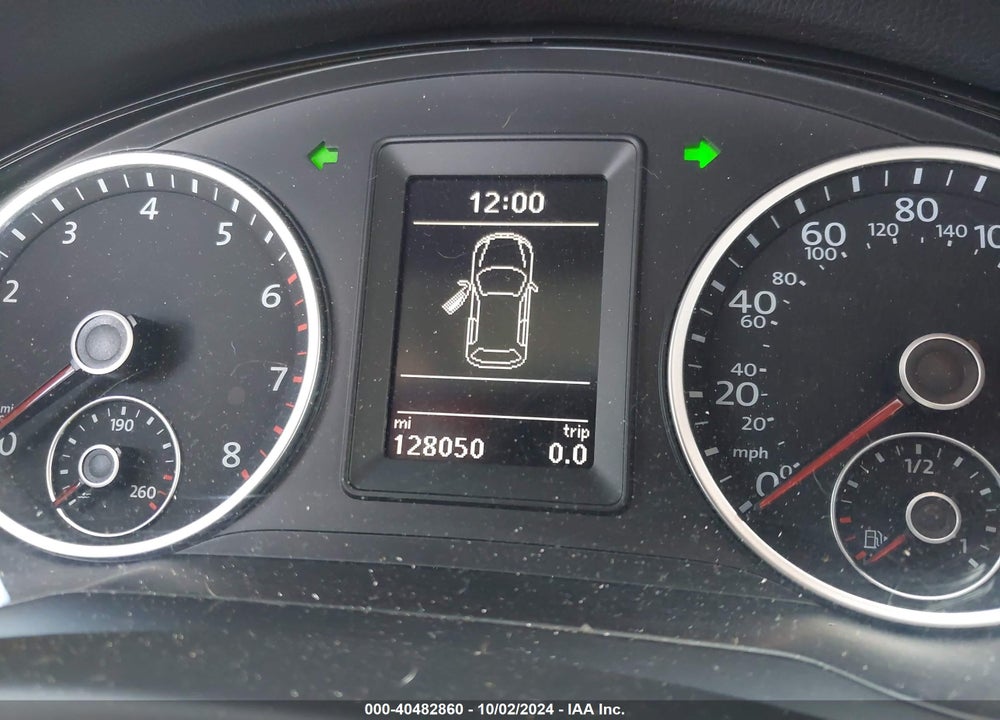 2015 VOLKSWAGEN TIGUAN S VIN: WVGBV7AX5FW579227