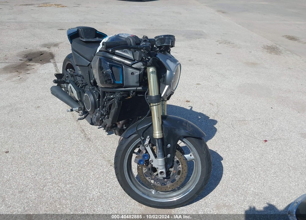 2022 CFHG 300SS VIN: LCEPEWL13N6004572