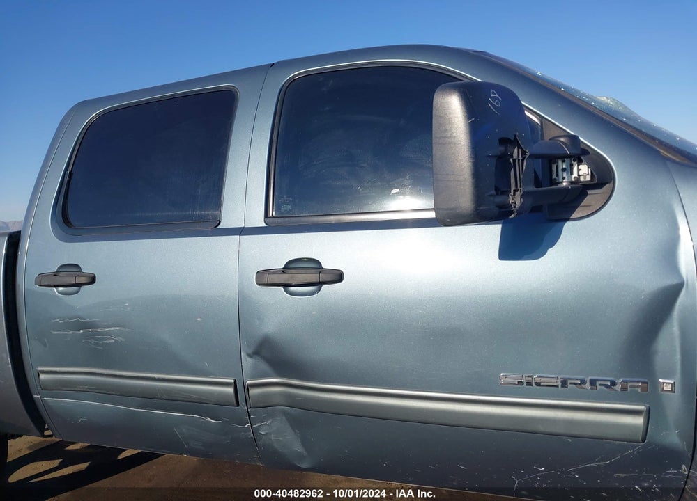 2009 GMC SIERRA 1500 SL VIN: 3GTEC13C59G182828