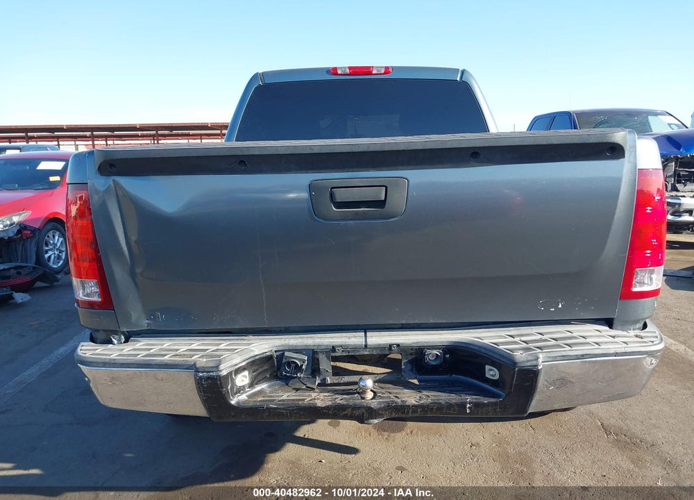 2009 GMC SIERRA 1500 SL VIN: 3GTEC13C59G182828