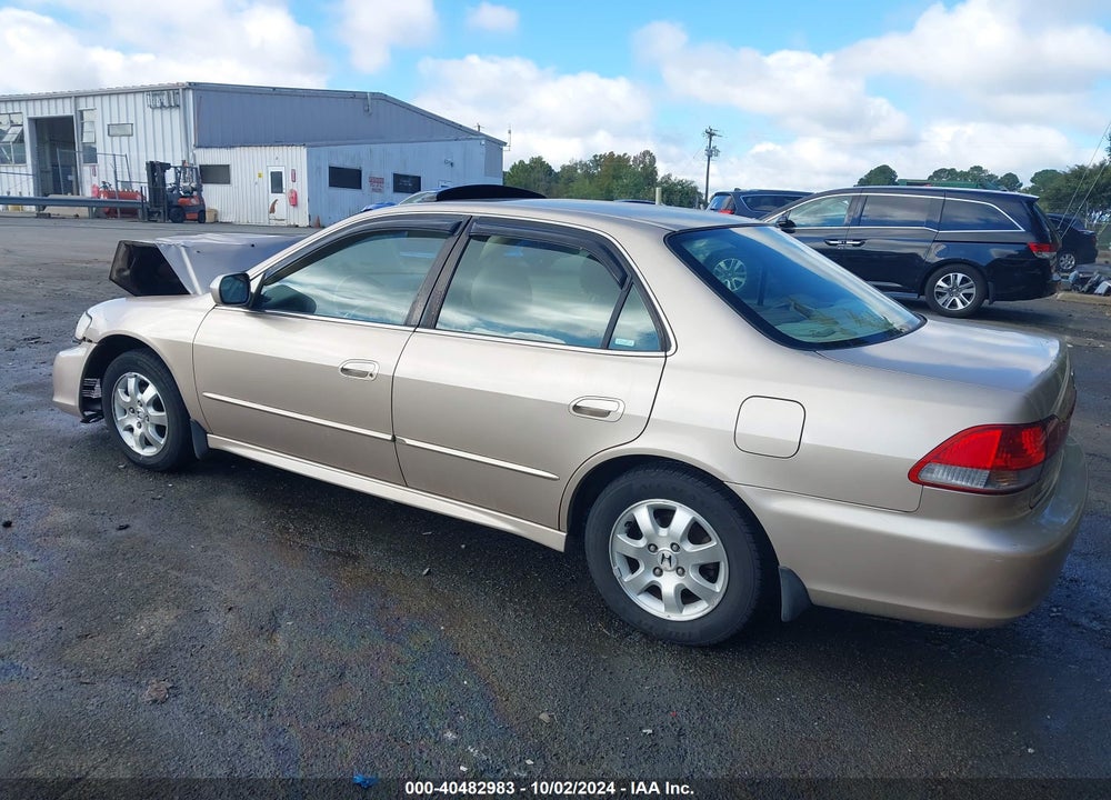 2001 HONDA ACCORD 2.3 EX VIN: 1HGCG66861A007377